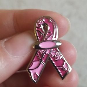Breast cancer pin